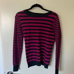 WOMENS EXPRESS SWEATER